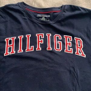 Tommy Hilfiger Shirts - Hilfiger T-Shirt Tommy Hilfiger Shirts - Hilfiger T-Shirt
